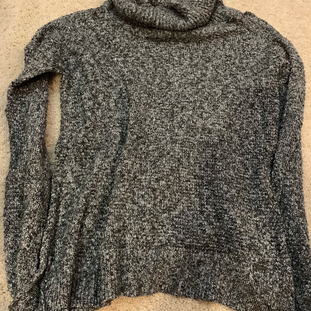 Hollister Turtleneck Sweater with open shoulders